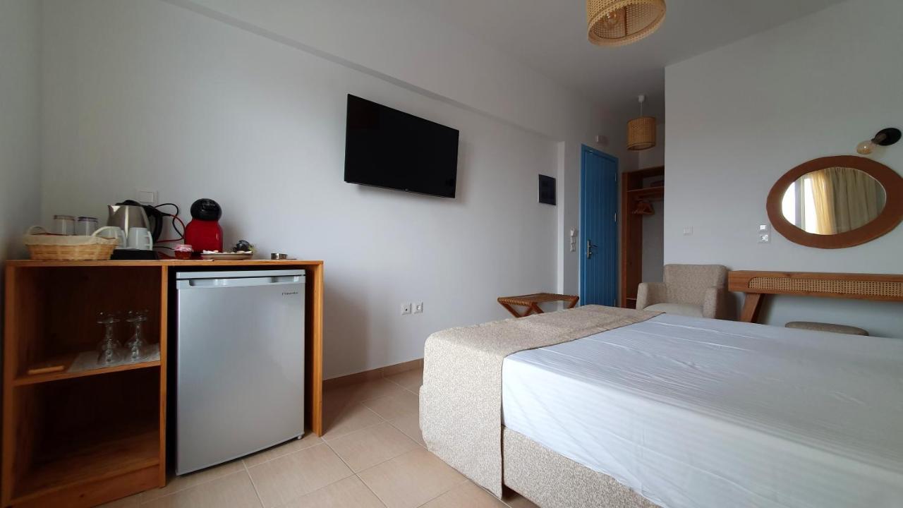 Sarakiniko Rooms Adamantas Exterior photo