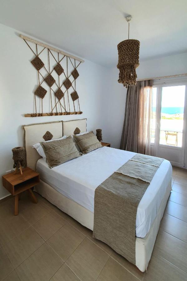 Sarakiniko Rooms Adamantas Exterior photo