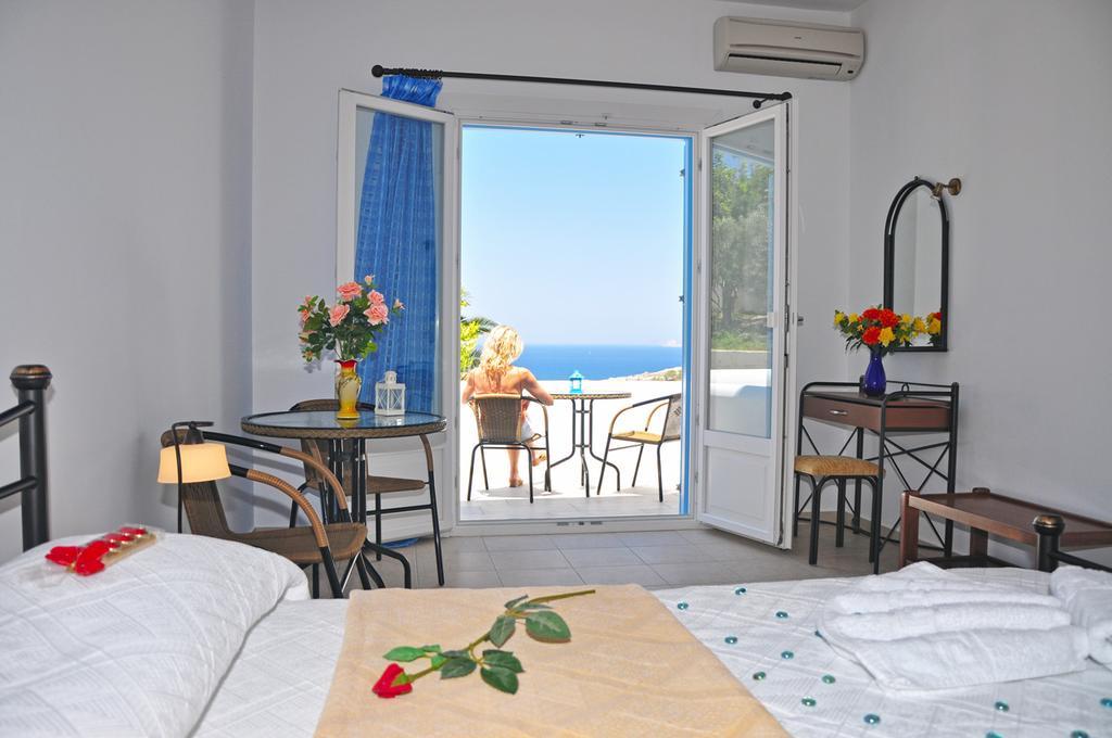 Sarakiniko Rooms Adamantas Exterior photo
