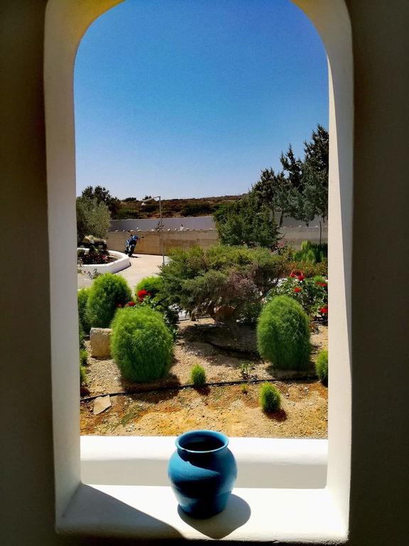 Sarakiniko Rooms Adamantas Exterior photo